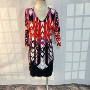 🔥5/25 sale🔥 Trina Turk 3/4 sleeve geometric print shift dress size 0